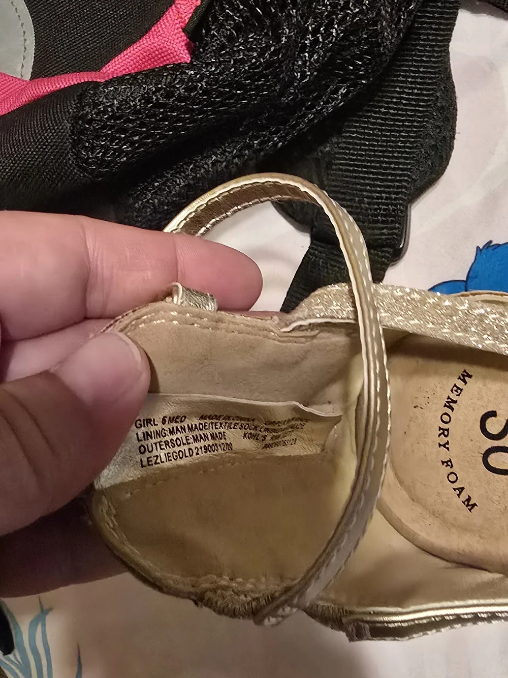 Kohl's Gold Glitter Girls' Strappy Sandals Girls Size 5